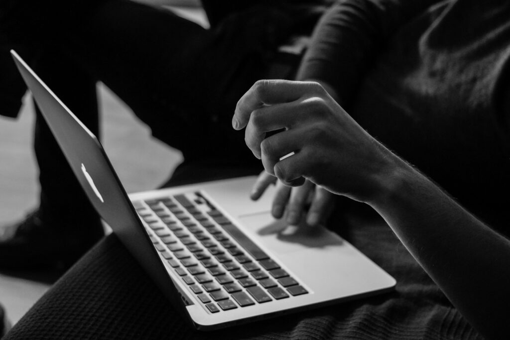 E-Commerce