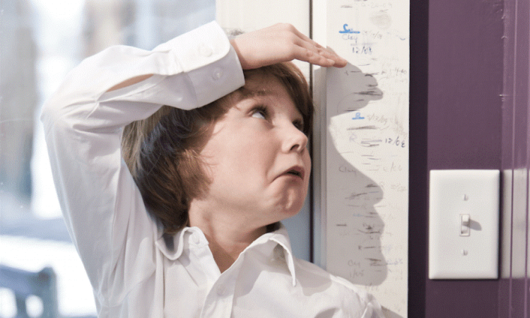 Child-sizing-themselves